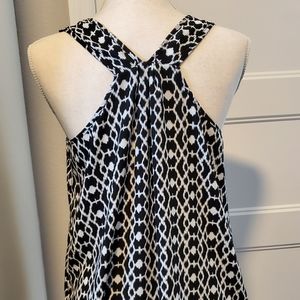 By Pink Rose / T-back Tank Black & White